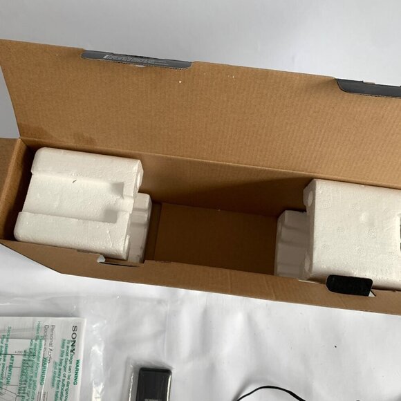 Sony RDP-T50iP Personal Audio Docking System Stereo In Box READ - Picture 7 of 7